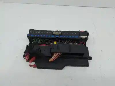 Second-hand car spare part fuse box unit for bmw x3 (e83) 2.0 d oem iam references 8364542  8387153