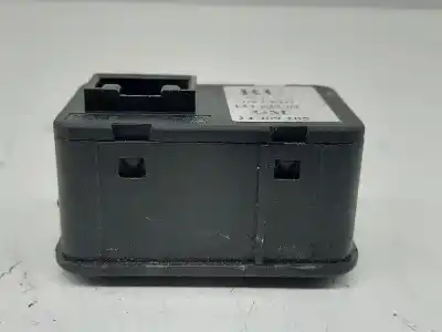 Pièce détachée automobile d'occasion bouton interrupteur pour corsa combo 1.3 cdti 16v références oem iam 24409205  13363202