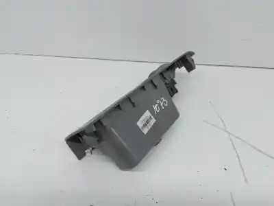 Second-hand car spare part right front power window switch for kia sorento 2.5 crdi active oem iam references 478526b110  