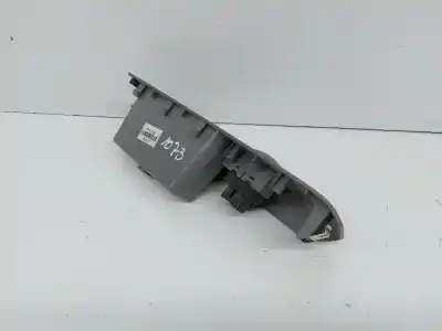 Second-hand car spare part right front power window switch for kia sorento 2.5 crdi active oem iam references 478526b110  