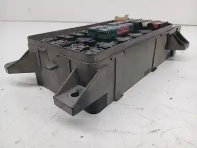 Second-hand car spare part fuse box unit for kia sorento 2.5 crdi active oem iam references 911613e011  