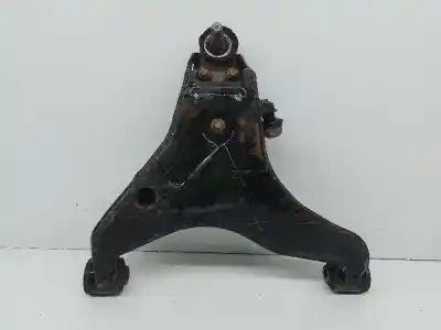 Pezzo di ricambio per auto di seconda mano supporto braccio sospensione anteriore destro per mitsubishi l 200 (ka0/kb0) 2.5 di-d cat riferimenti oem iam    Pezzo di ricambio per auto di seconda mano supporto braccio sospensione anteriore destro per mitsubishi l 200 (ka0/kb0) 2.5 di-d cat riferimenti oem iam