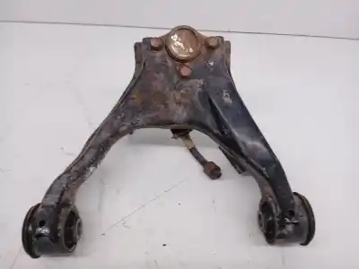 Pezzo di ricambio per auto di seconda mano supporto braccio sospensione anteriore destro per mitsubishi l 200 (ka0/kb0) 2.5 di-d cat riferimenti oem iam    Pezzo di ricambio per auto di seconda mano supporto braccio sospensione anteriore destro per mitsubishi l 200 (ka0/kb0) 2.5 di-d cat riferimenti oem iam