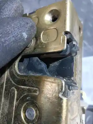 Pezzo di ricambio per auto di seconda mano serratura porta anteriore destra per renault scenic (ja..) 1.9 d rt 64 cv / 47 kw riferimenti oem iam 260298c  