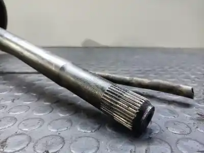 Tweedehands auto-onderdeel transmissie rechts achter voor nissan terrano terrano.ii (r20) sr (3-ptas) oem iam-referenties 