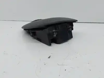 Second-hand car spare part center armrest for clase c vito v 230 td 638.274 oem iam references 6388130202