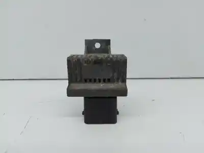 Second-hand car spare part glow plug for renault master ii phase 2 combi combi 2t8 l2 9pl caja cerrada techo elev. oem iam references   