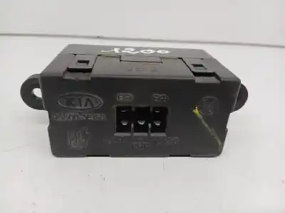 Second-hand car spare part multifunction display for kia sorento 2.5 crdi concept oem iam references 945003e150  