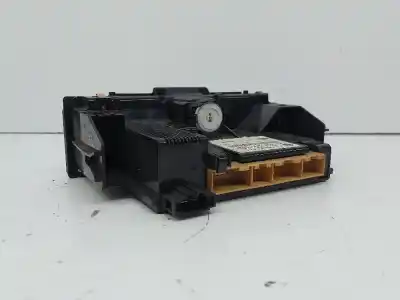 Peça sobressalente para automóvel em segunda mão  por AUDI A4  Referências OEM IAM 8D0820043M  