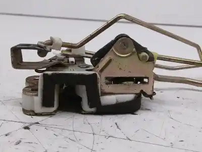 Автозапчасти б/у замок передней правой двери за ssangyong musso 2.3 diesel cat 76 cv / 56 kw ссылки oem iam   