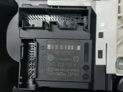 Peça sobressalente para automóvel em segunda mão  por SEAT LEON (1P1)  Referências OEM IAM 1P0837401A  