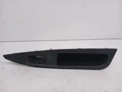 Peça sobressalente para automóvel em segunda mão BOTÃO / INTERRUPTOR ELEVADOR VIDRO TRASEIRO DIREITO por NISSAN QASHQAI  Referências OEM IAM 829604EA0AX  