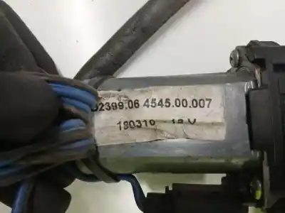 Recambio de automóvil de segunda mano de ELEVALUNAS DELANTERO IZQUIERDO para FORD FOCUS BERLINA (CAK) Ambiente referencias OEM IAM 454500007  