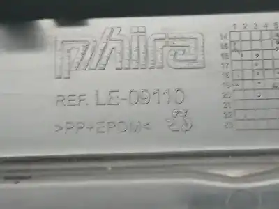 Second-hand car spare part front grille for seat leon (1p1) leon 1p1 oem iam references le09110  