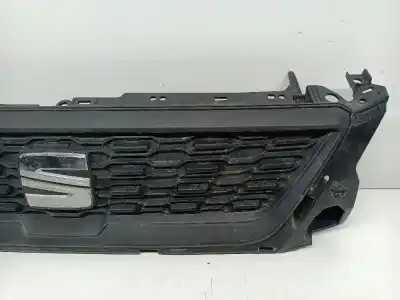 Second-hand car spare part front grille for seat ibiza (kj1) reference oem iam references   