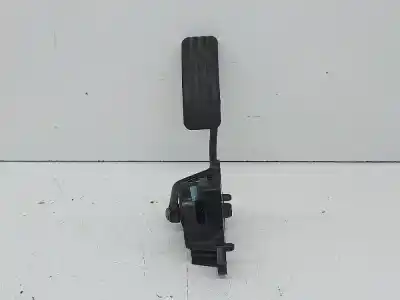 Recambio de automóvil de segunda mano de PEDAL ACELERADOR para RENAULT CLIO III 1.5 70CV CLIO III 1.5 70CV referencias OEM IAM 8200297342  