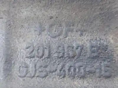 Recambio de automóvil de segunda mano de BRAZO SUSPENSION INFERIOR DELANTERO DERECHO para AUDI A3 (8P) 2.0 FSI Ambition referencias OEM IAM 201967B  