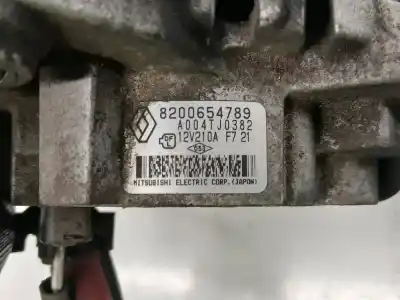 Автозапчастина б/у генератор для MITSUBISHI MONTERO V20 V40 2800 TD American Dream 2ptas. Посилання на OEM IAM 8200654789  