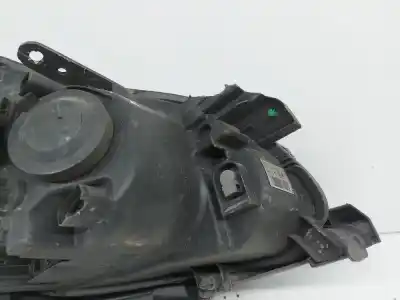 Second-hand car spare part left headlight for renault clio iii clio iii oem iam references 8200261610  89026143