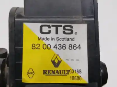 Second-hand car spare part accelerator pedal for renault kangoo furgón maxi 5p profesional oem iam references 8200436864  