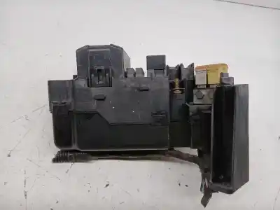 Pezzo di ricambio per auto di seconda mano scatola relè/fusibili per mitsubishi montero (v60/v70) 3.2 di-d avance riferimenti oem iam   