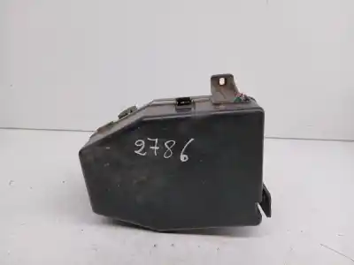 Автозапчасти б/у блок реле/предохранителей за ssangyong musso 2.3 diesel cat 76 cv / 56 kw ссылки oem iam 8232305000  82304