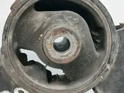 Second-hand car spare part engine support for toyota corolla (e11) 2.0 d-4d linea sol oem iam references 1237127020  