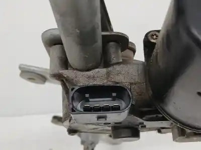 Gebrauchtes Autoersatzteil VORDERER WISCHERMOTOR zum MERCEDES-BENZ VITO  OEM-IAM-Referenzen A6398200040  404751