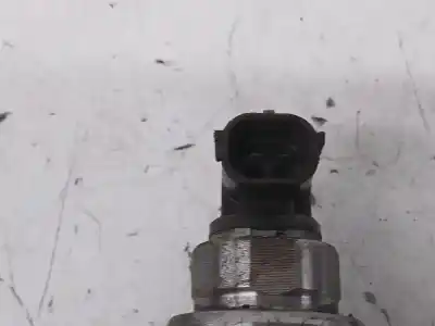 Pezzo di ricambio per auto di seconda mano iniettore per corsa astra gtc cosmo riferimenti oem iam 8973762703  