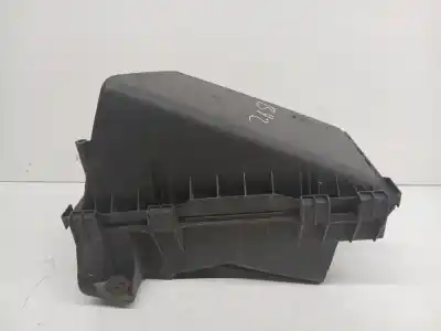 Автозапчастина б/у ПОВІТРЯНИЙ ФІЛЬТР для VOLKSWAGEN GOLF IV BERLINA (1J1) 1.6 Посилання на OEM IAM 1J0129607AE  