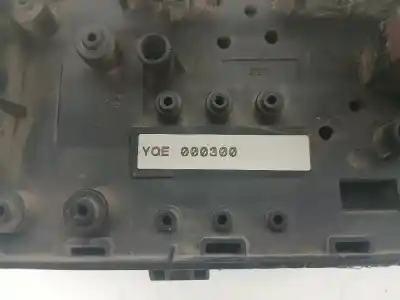 Second-hand car spare part fuse box unit for land rover discovery td5 e oem iam references yqe000300