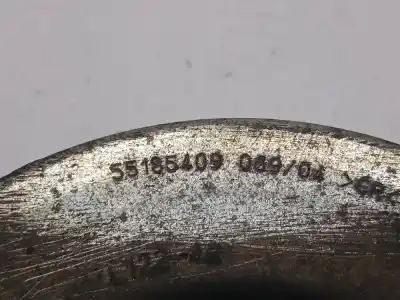 Pezzo di ricambio per auto di seconda mano PULEGGIA DELL ALBERO MOTORE per ALFA ROMEO 147 (937_) 1.9 JTD (937.AXD1A, 937.BXD1A) Riferimenti OEM IAM 55185409  