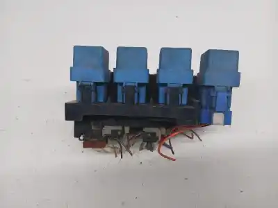 Tweedehands auto-onderdeel RELAIS/ZEKERINGENKASTJE voor NISSAN TERRANO  OEM IAM-referenties 243110E000  72404047