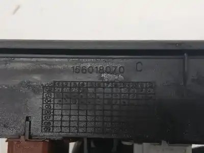 Peça sobressalente para automóvel em segunda mão BOTÃO / INTERRUPTOR ELEVADOR VIDRO DIANTEIRO ESQUERDO por RENAULT MEGANE II  Referências OEM IAM 156018070  025330