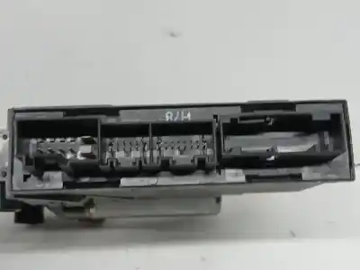 Автозапчасти б/у мотор заднего правого стекла за audi a4 avant (8e) 2.0 20v cat (alt) ссылки oem iam 0130821766