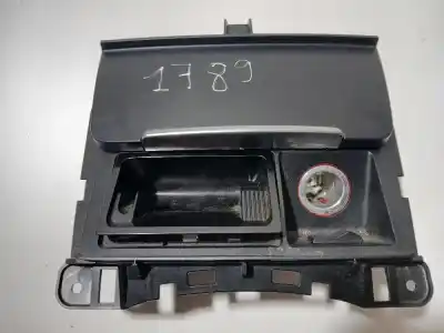 Peça sobressalente para automóvel em segunda mão cinzeiro por audi a4 avant (8k5) básico referências oem iam 8k0857951  