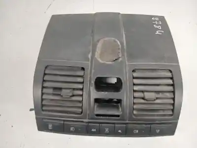 Second-hand car spare part air ventilation grille for ssangyong rexton 270 xdi limited oem iam references 7652008000  