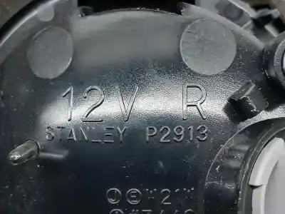 Second-hand car spare part Right Tailgate Light for MAZDA 3 BERLINA (BK) 2.0 Sportive Kendo OEM IAM references P2913  