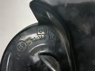 Recambio de automóvil de segunda mano de claxon para jeep cherokee (kj) d 09c referencias oem iam 703881157  