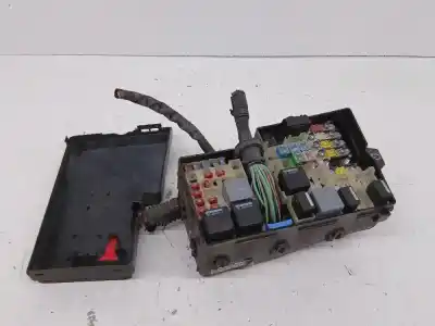 Second-hand car spare part fuse box unit for ford focus lim. (cb4) focus lim. (cb4) (2007 - 2011) oem iam references 8688039  