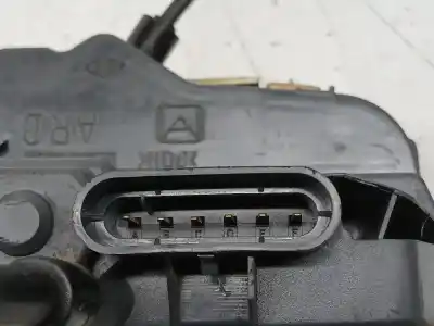 Recambio de automóvil de segunda mano de CERRADURA PUERTA DELANTERA DERECHA para RENAULT LAGUNA (B56) * referencias OEM IAM   