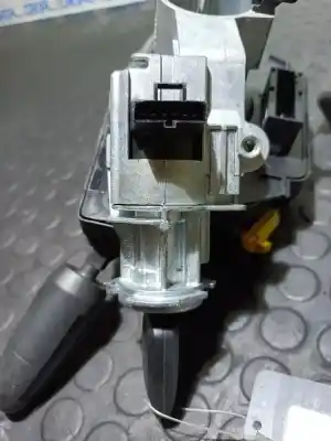 Pezzo di ricambio per auto di seconda mano interruttore di avviamento per opel corsa d corsa d riferimenti oem iam 12274700  