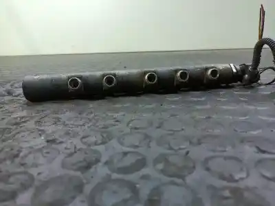 Second-hand car spare part distributor pipe for fiat stilo multi wagon (192) 1.9 multijet 120 dynamic oem iam references 55197370  0445214095