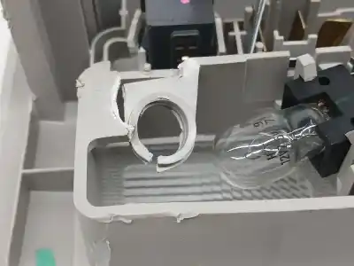 Автозапчастина б/у внутрішне світло для mitsubishi l 200 kl0 kj0 select doppelkabine 4wd посилання на oem iam 8401a041zz  