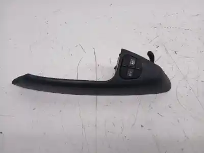 Peça sobressalente para automóvel em segunda mão BOTÃO / INTERRUPTOR ELEVADOR VIDRO DIANTEIRO ESQUERDO por VOLKSWAGEN VENTO (1H2) CL Referências OEM IAM 1H0867198E  