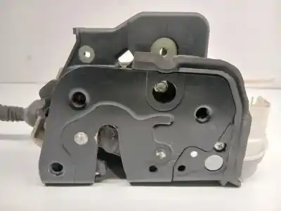 Recambio de automóvil de segunda mano de CERRADURA PUERTA DELANTERA IZQUIERDA para AUDI A3 (8P1) 2.0 TDI Ambiente Quattro [2.0 Ltr. - 103 kW TDI] referencias OEM IAM   