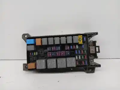 Second-hand car spare part fuse box unit for kia sorento 2.5 crdi concept oem iam references 911613e010