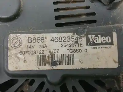 Second-hand car spare part alternator for fiat i doblò (119) 1.3 16v multijet active com. (55kw) 75 cv / 55 kw oem iam references b86846823546  