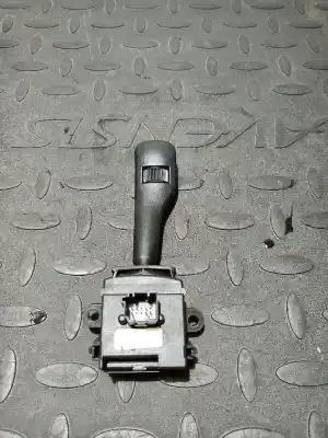 Peça sobressalente para automóvel em segunda mão comutador de limpa vidros por bmw serie 3 berlina (e90) 320d referências oem iam 8363664h