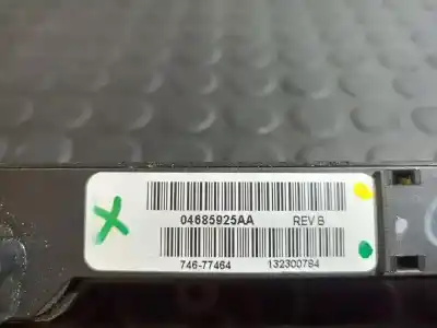 Second-hand car spare part hazard warning lights for chrysler voyager (rg) 2.4 lx (i) oem iam references 04685925aa